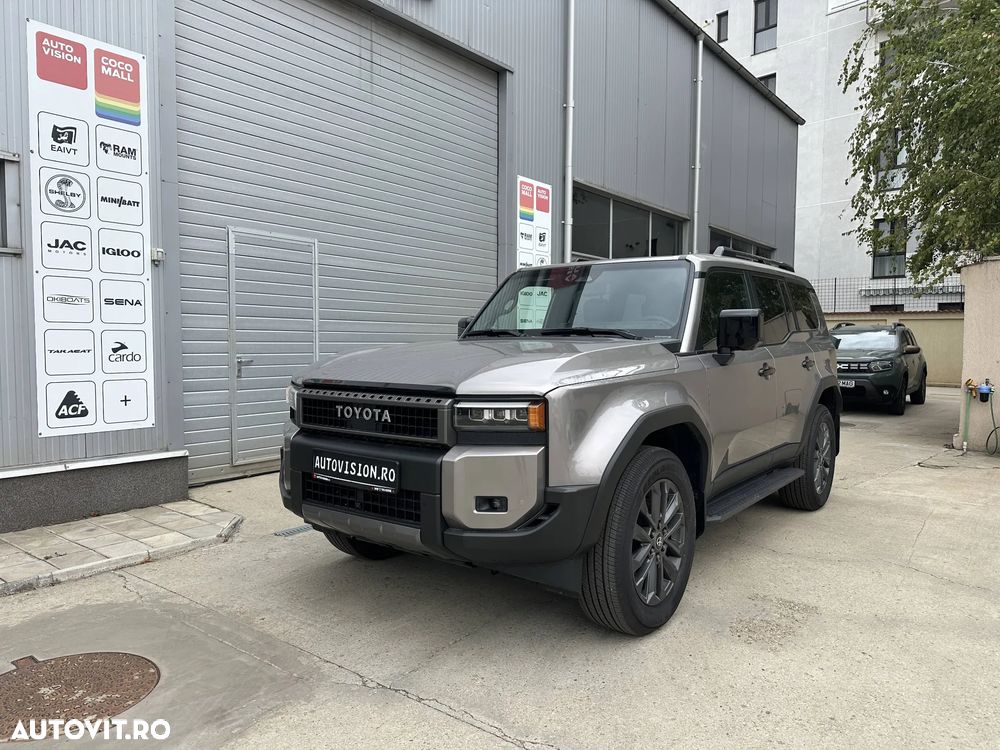 Toyota Land Cruiser 250 - 2