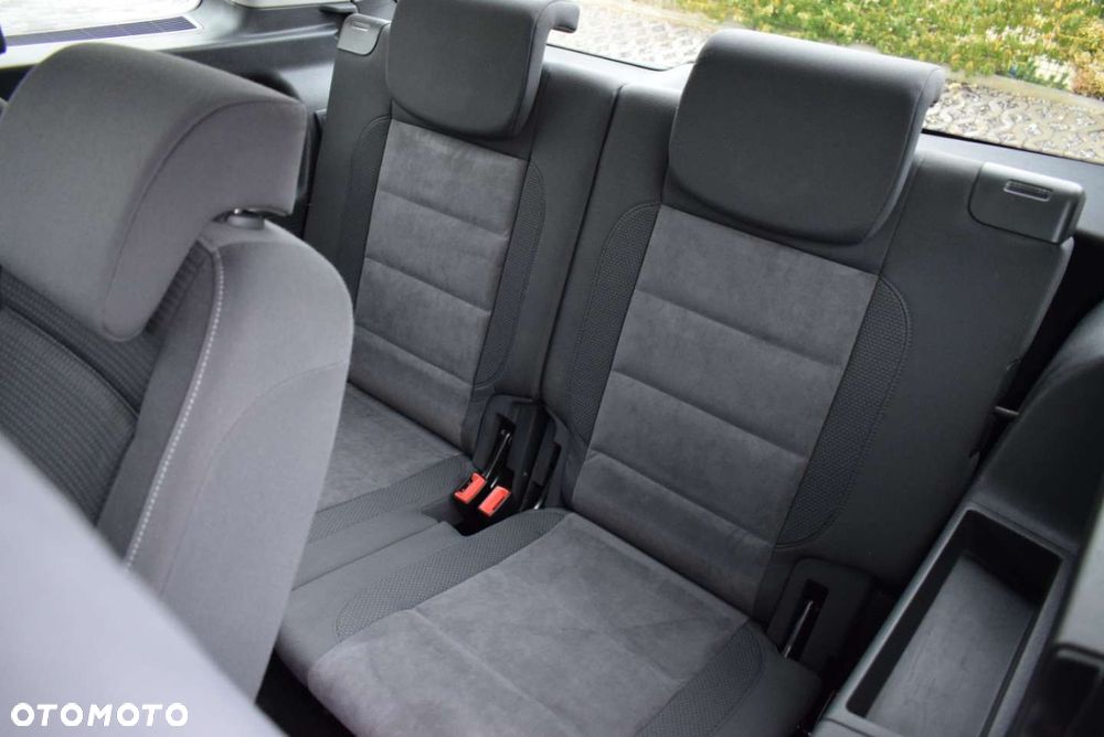 Volkswagen Touran - 20