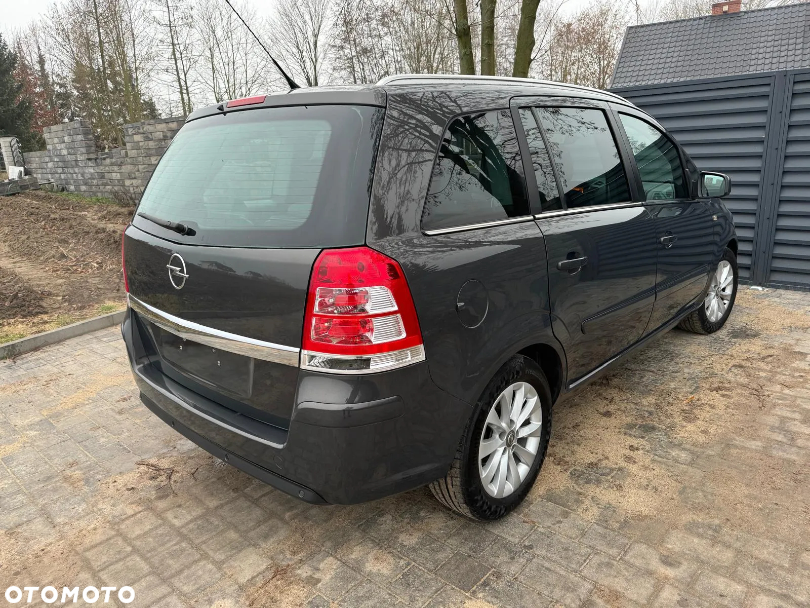 Opel Zafira 1.8 Design Edition - 6