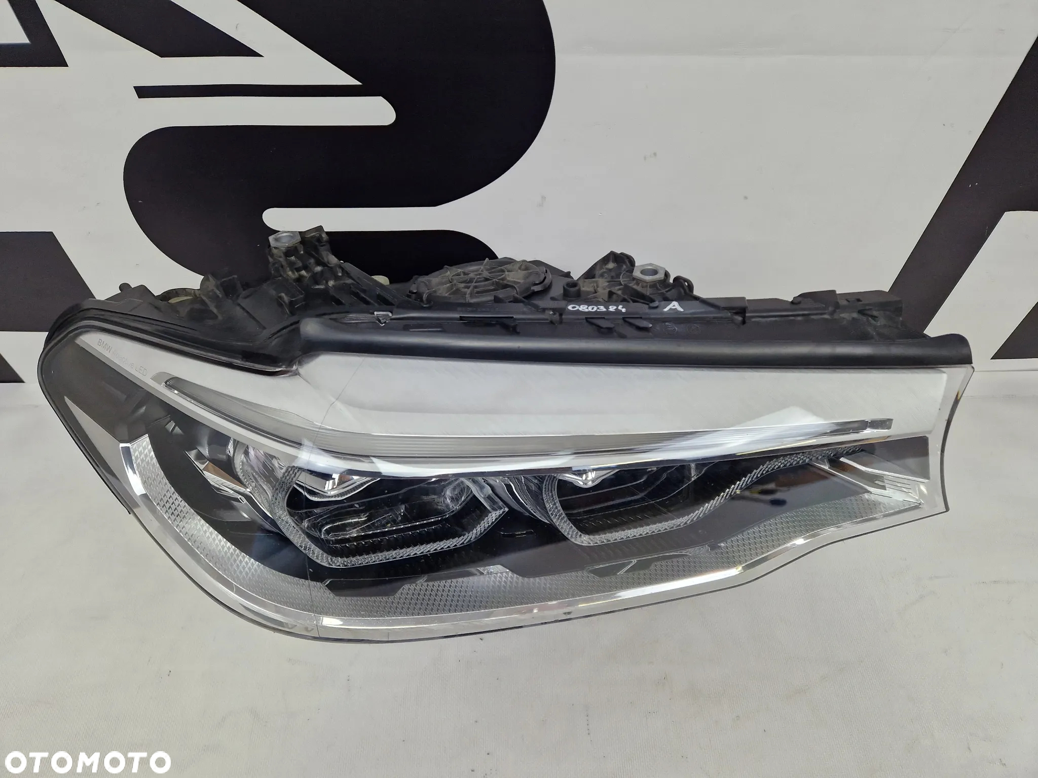Prawy reflektor adaptive led BMW 5 G30 G31 7439210-01 - 2