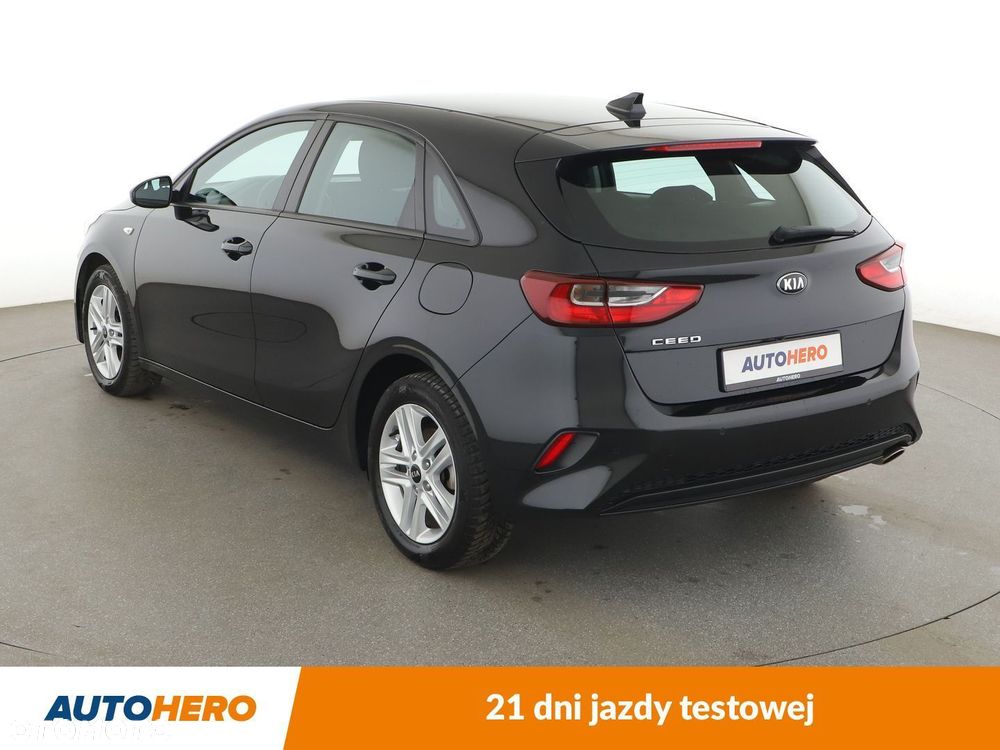Kia Ceed - 4