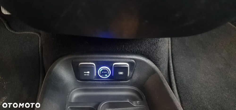 Chrysler Pacifica - 21