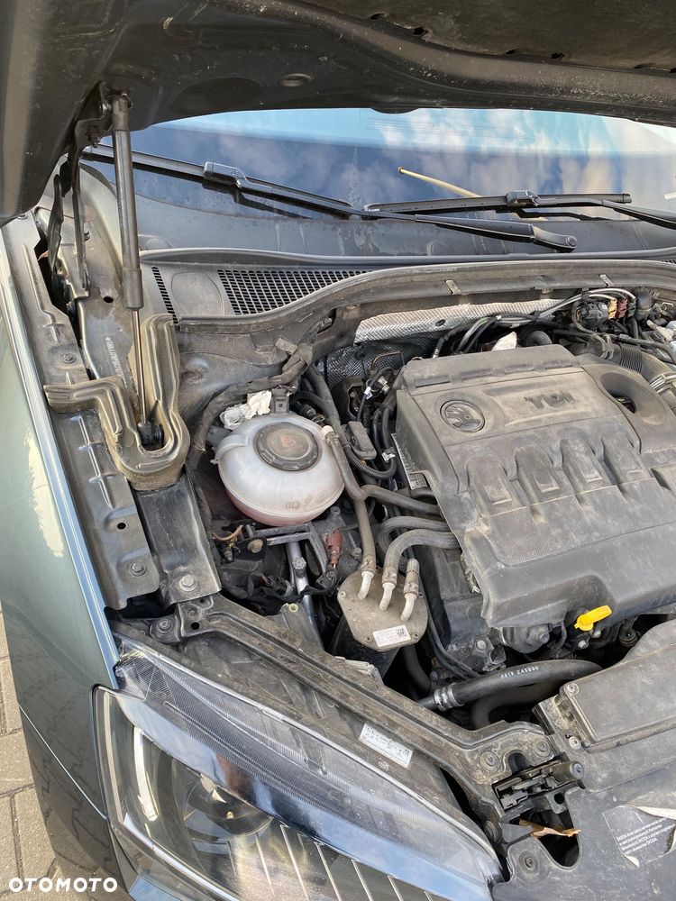 Skoda Superb 2.0 TDI Style DSG - 20