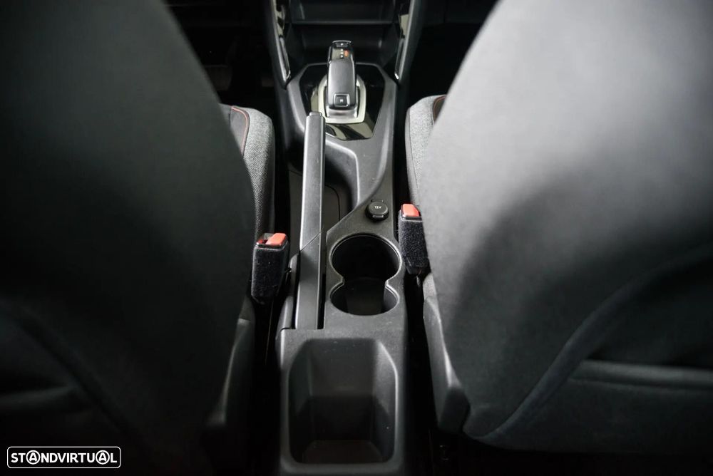 Peugeot 2008 PureTech 130 EAT8 Allure - 53