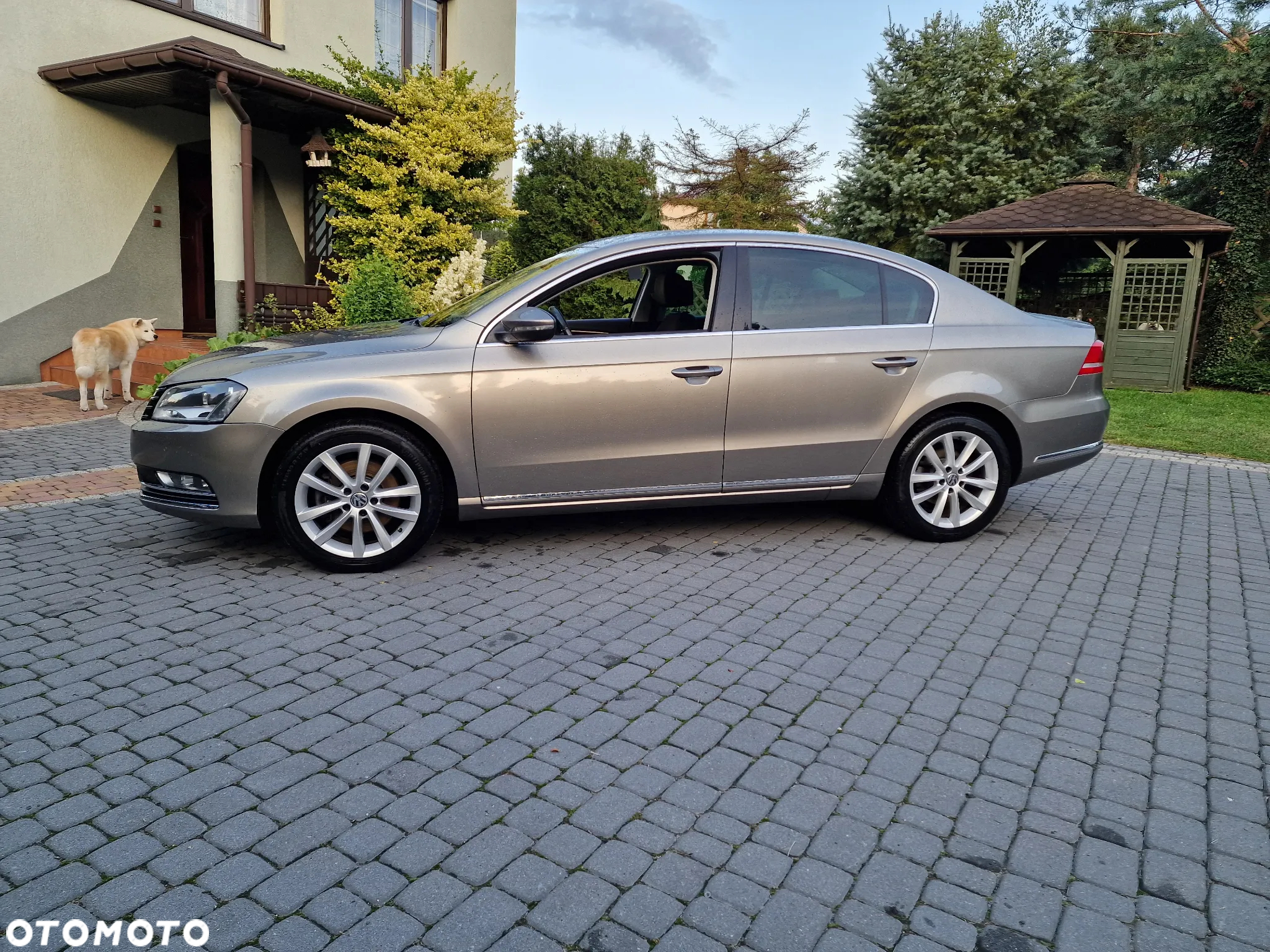 Volkswagen Passat 1.8 TSI DSG Highline - 2