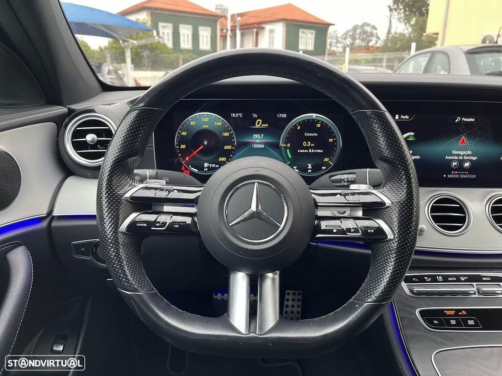 Mercedes-Benz E 220 d AMG Line - 14