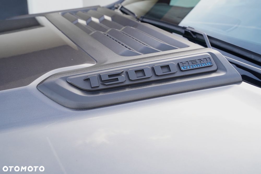 RAM 1500 Crew Cab Laramie - 11