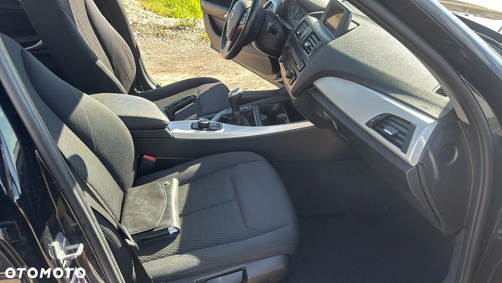 BMW Seria 1 116i - 9
