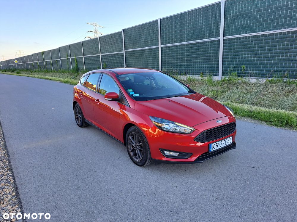 Ford Focus 1.5 EcoBoost Titanium ASS - 1