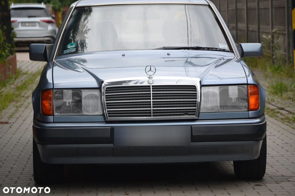 Mercedes-Benz W124 (1984-1993) - 2