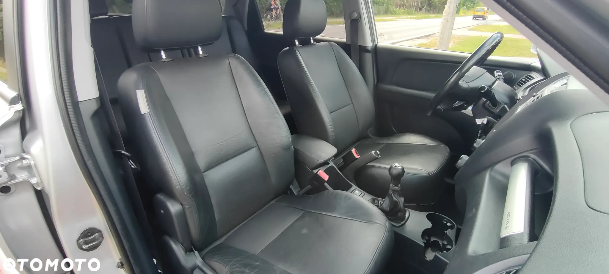 Kia Sportage - 11