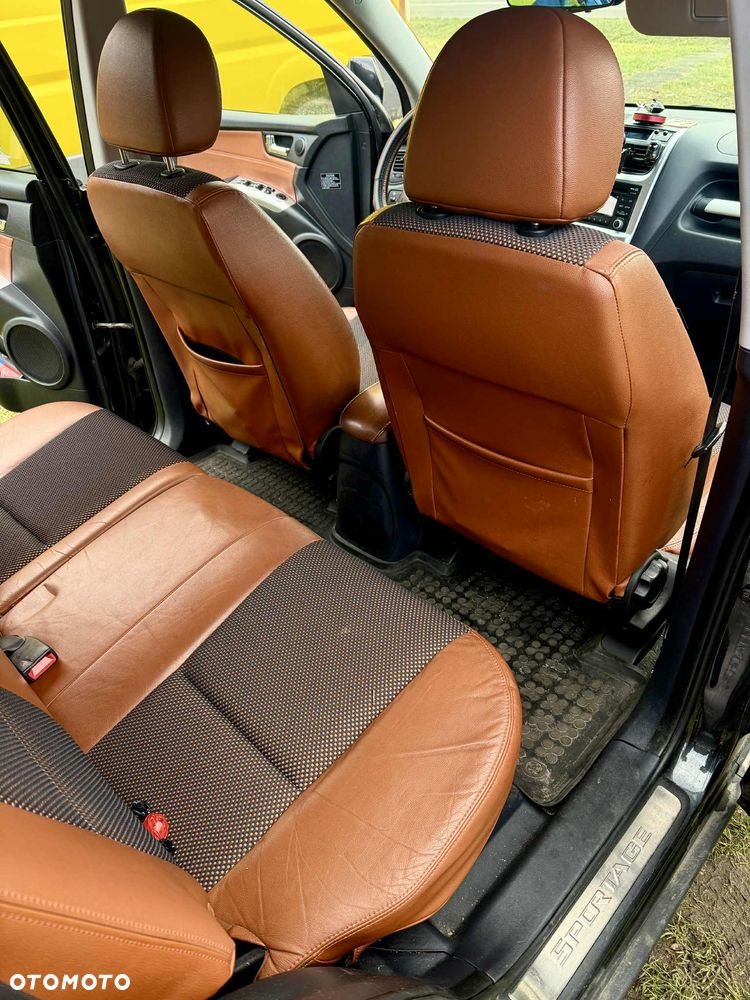 Kia Sportage 2.0 d Freedom - 10