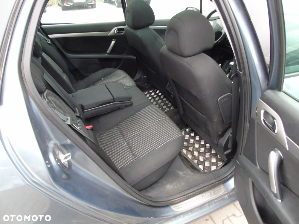Peugeot 407 SW HDi 110 Business Line - 10