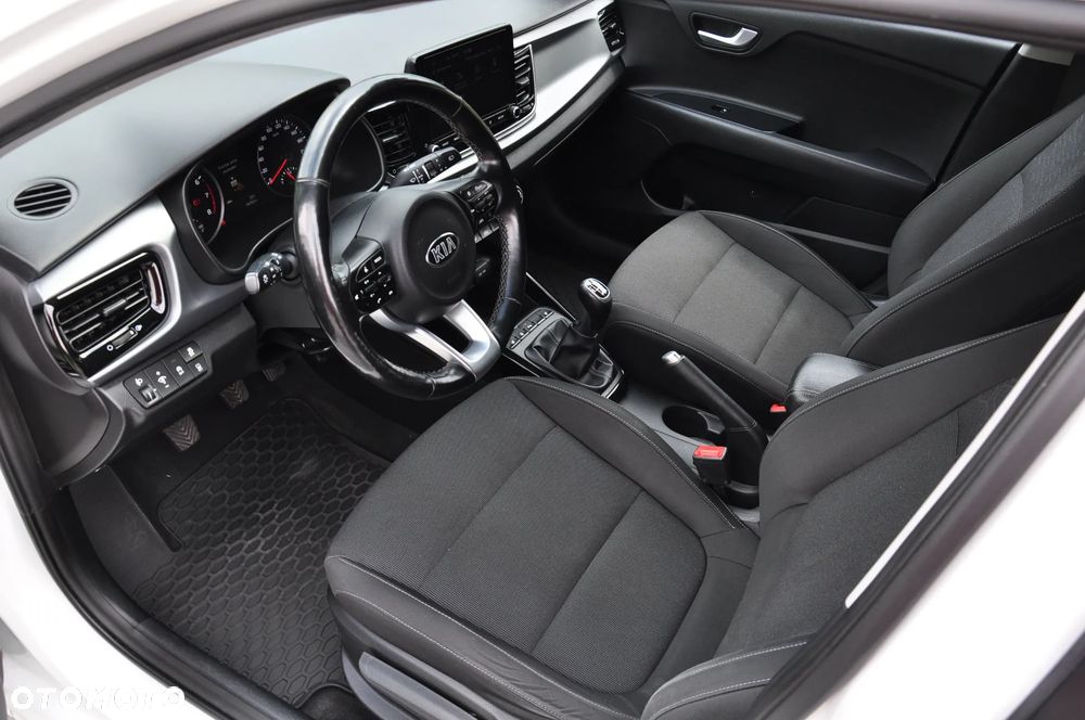 Kia Rio 1.0 T-GDI L - 35
