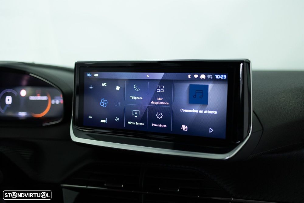 Peugeot 2008 1.2 Allure - 25