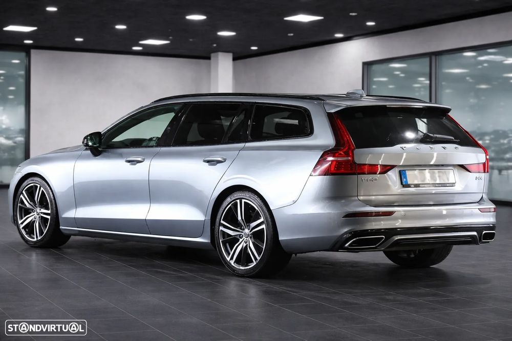 Volvo V60 2.0 D3 R-Design Geartronic - 6