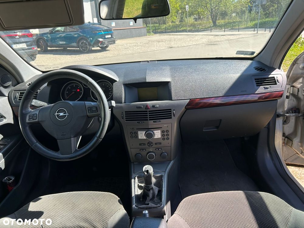 Opel Astra 1.7 CDTI Cosmo - 4