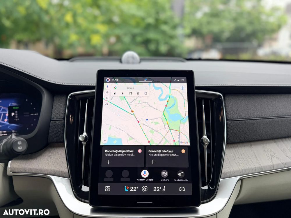Volvo XC 90 T8 AWD PHEV Ultra Dark - 30