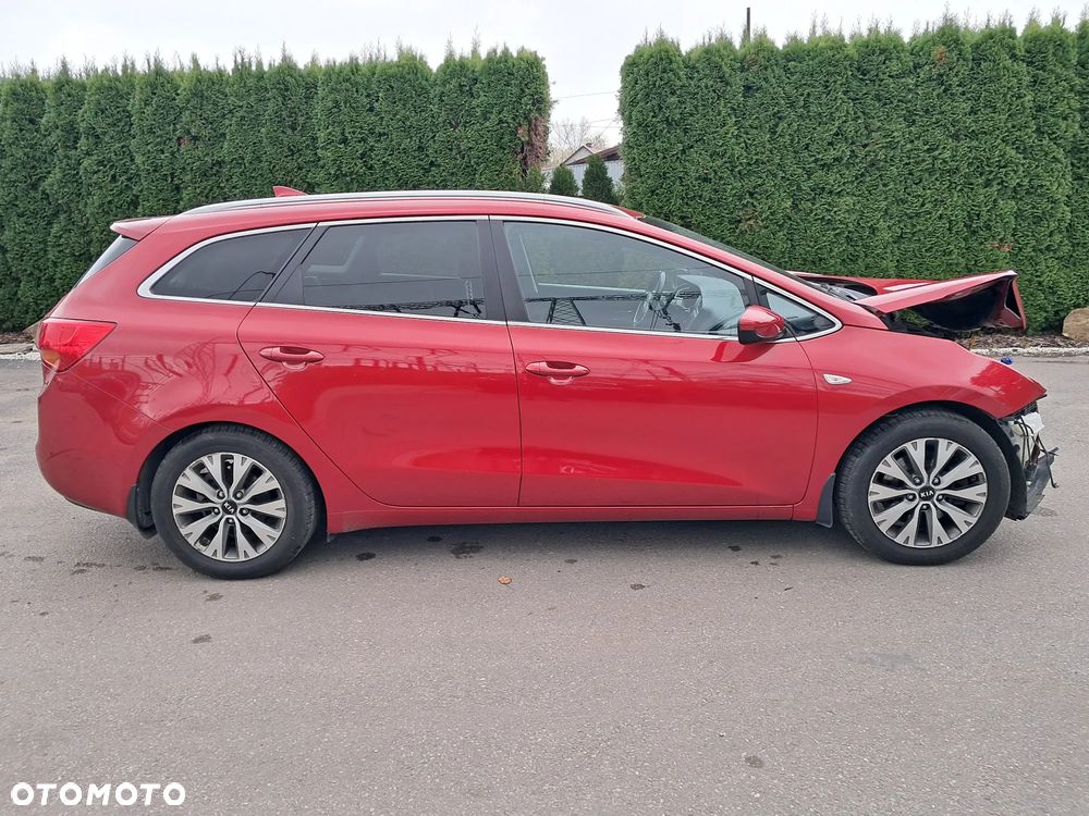 Kia Ceed 1.6 GDI Smart Plus - 16