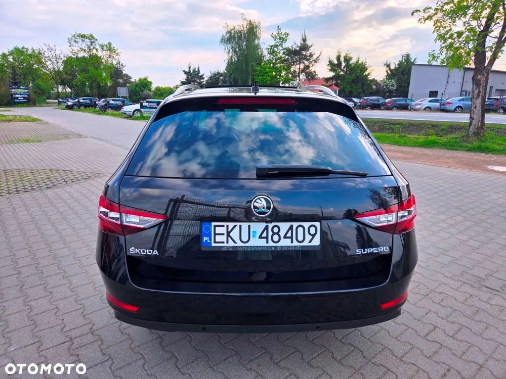 Skoda Superb 1.6 TDI DSG Style - 10