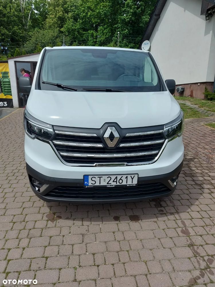 Renault Trafic - 12