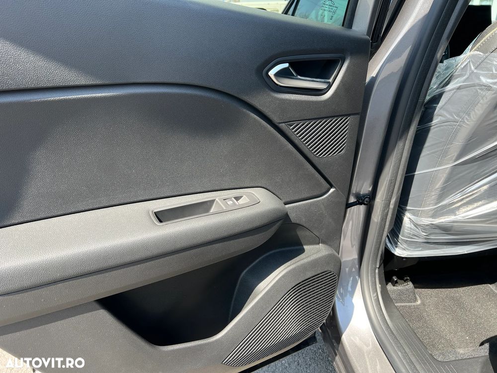 Mitsubishi Grandis - 23