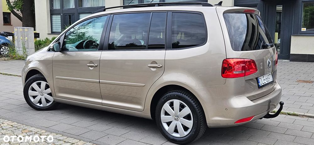 Volkswagen Touran 1.6 TDI DPF BlueMot Comfortline - 23