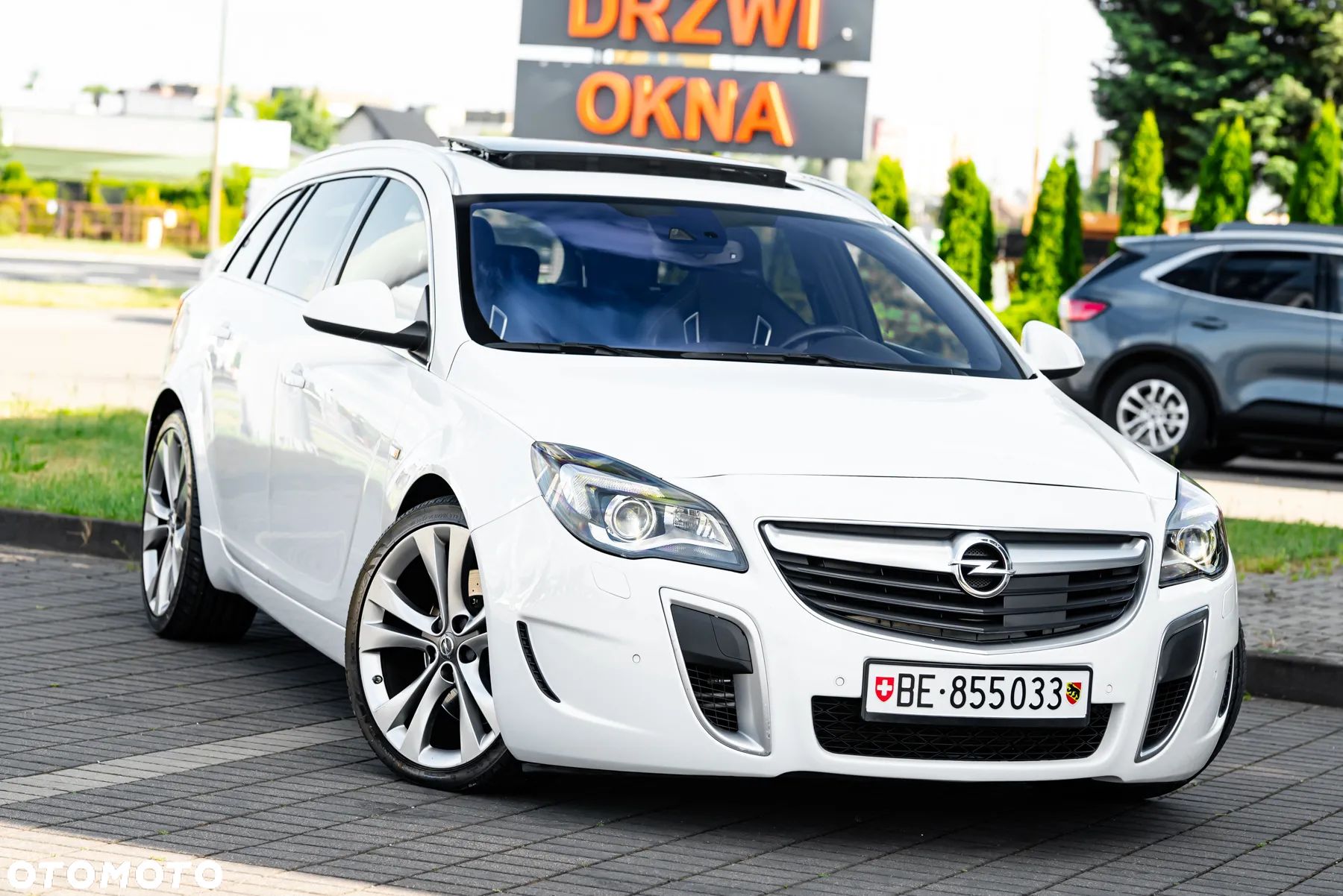 Opel Insignia 2.8 V6 Turbo 4x4 Sports Tourer OPC - 1