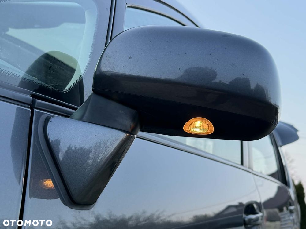 Toyota Verso 2.0 D-4D Sol SW 7os - 20