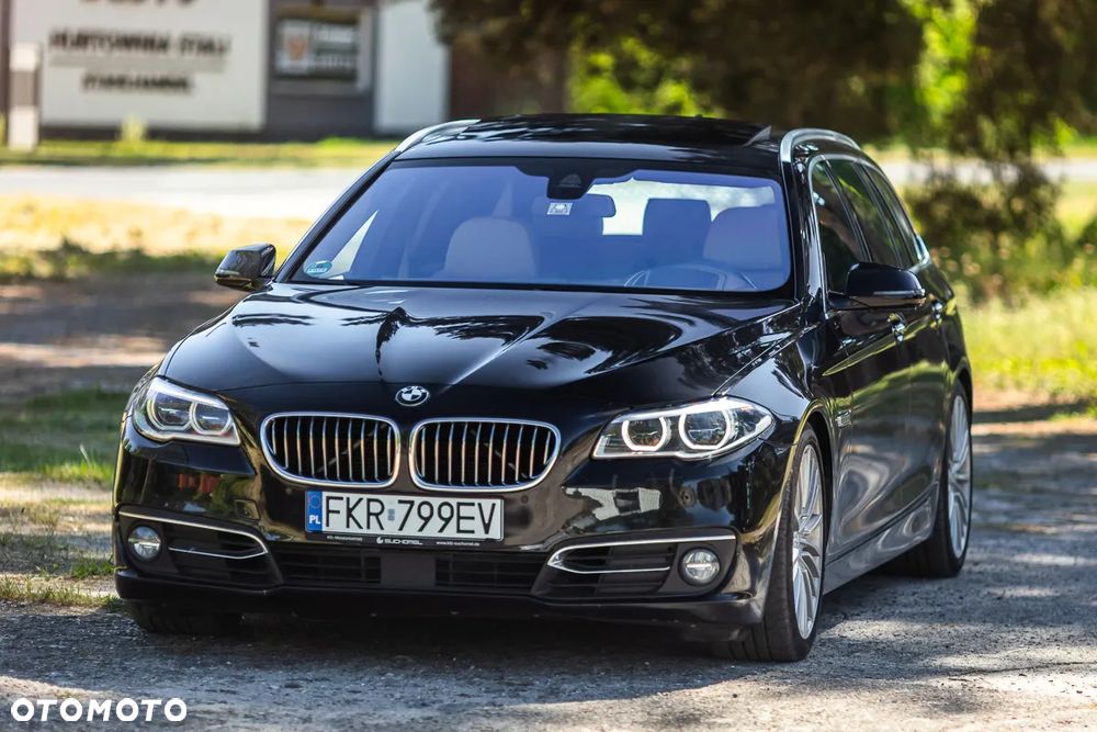 BMW Seria 5 530d xDrive Luxury Line - 3