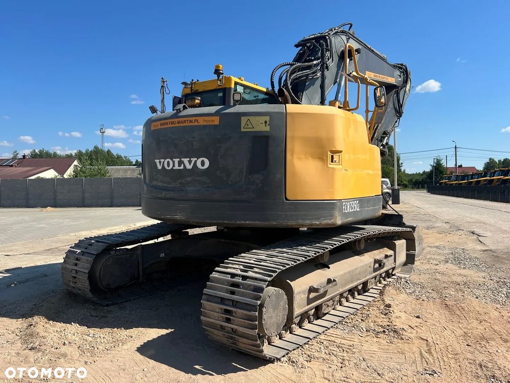Volvo ECR235 - 5