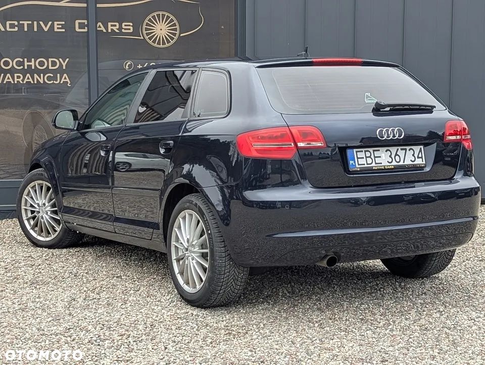 Audi A3 Sportback 2.0 TDI Ambiente - 14