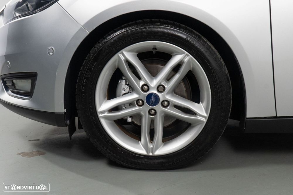 Ford Focus SW 1.0 EcoBoost Titanium - 18