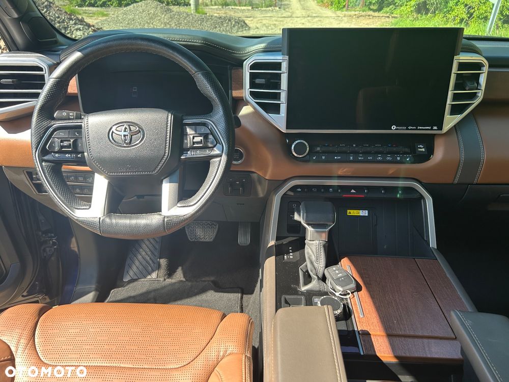 Toyota Tundra - 6