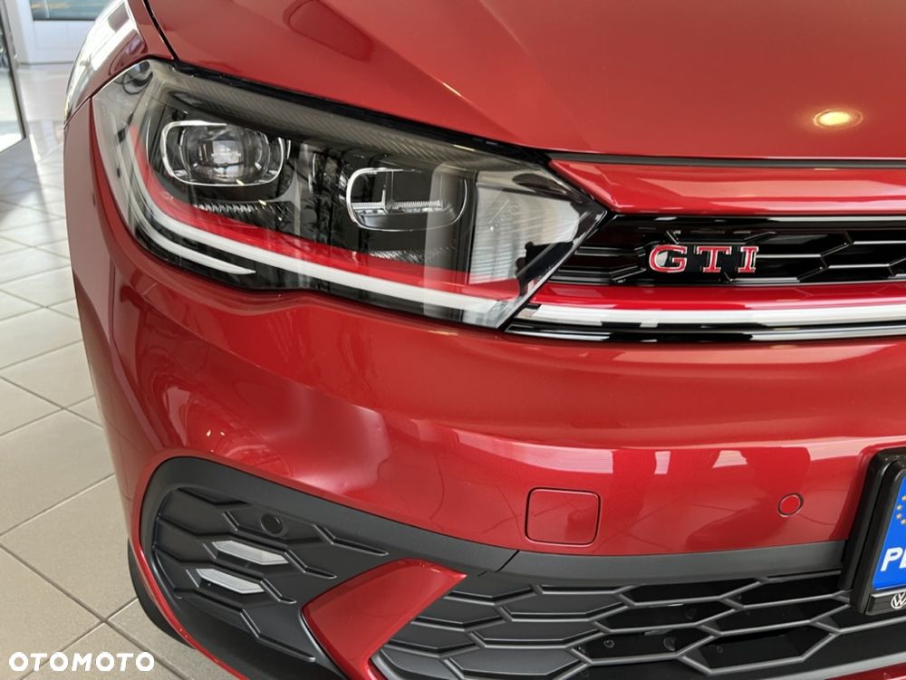 Volkswagen Polo - 1