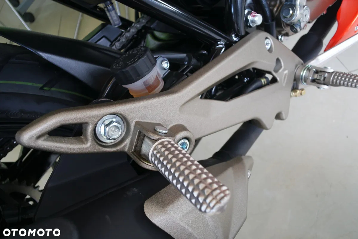 Junak 125 Racer - 12