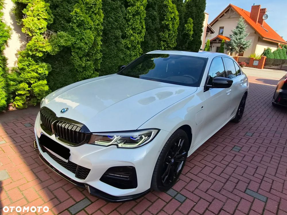 BMW Seria 3 330e xDrive M Sport - 1