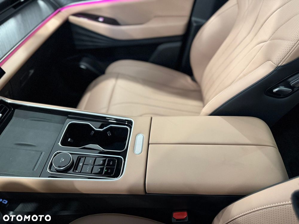 Chery Tiggo 9 - 11