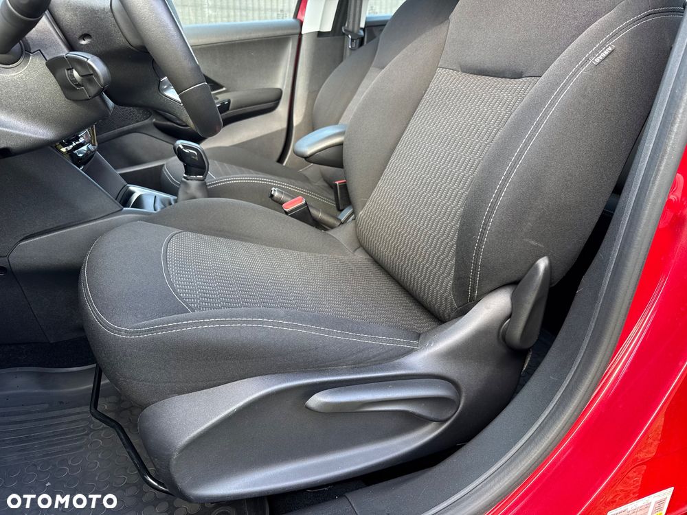 Peugeot 208 1.2 PureTech Active - 12