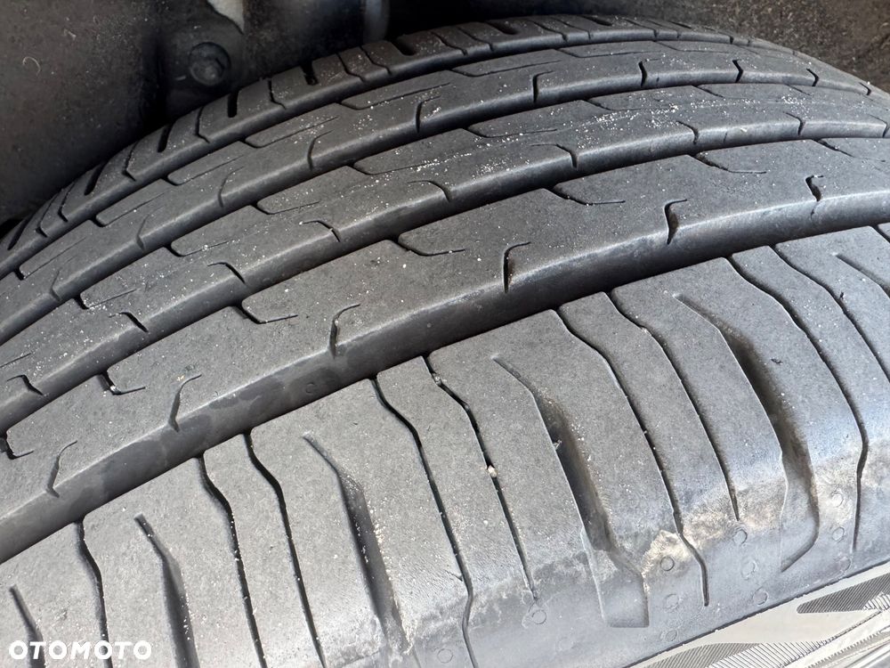 Mercedes-Benz GLA 250e AMG Line - 33