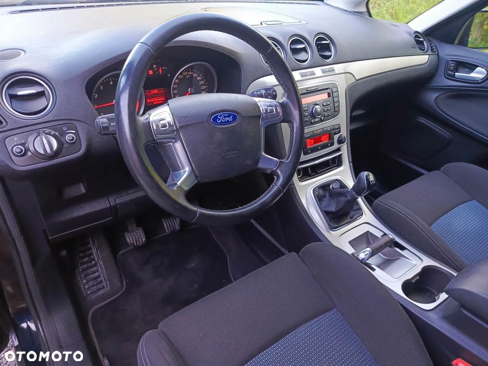 Ford S-Max 2.0 Titanium - 21