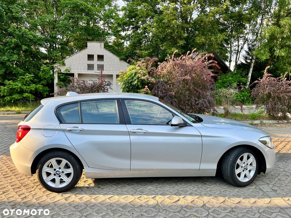 BMW Seria 1 116i - 5