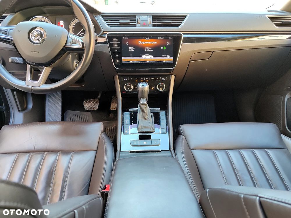 Skoda Superb 2.0 TDI L&K DSG - 14