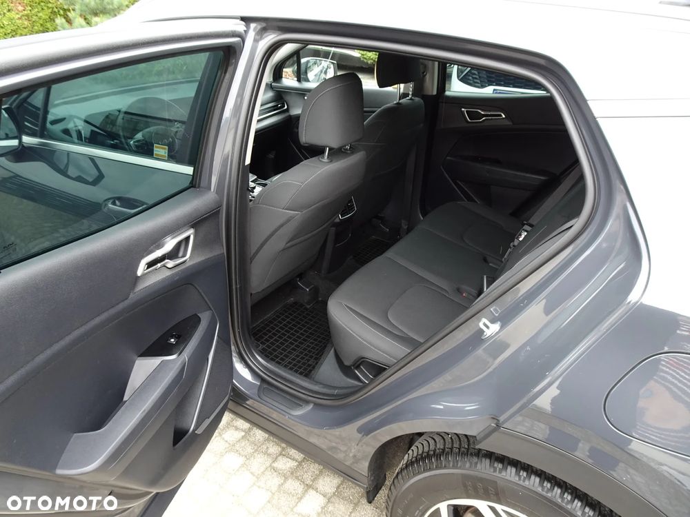 Kia Sportage 1.6 T-GDI MHEV M 2WD DCT - 19