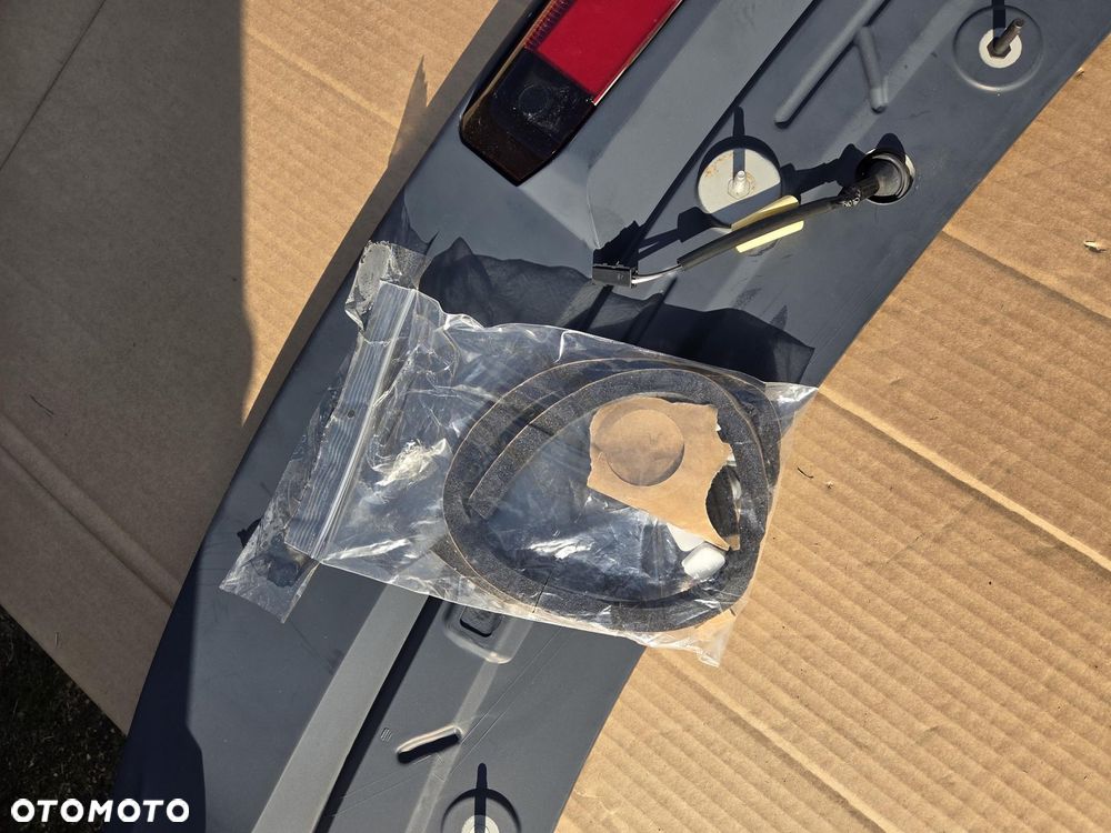 Spojler klapy tył tylnej bagażnika Opel Ampera Chevrolet Volt 22916000 22916012 2011-2015 - 10