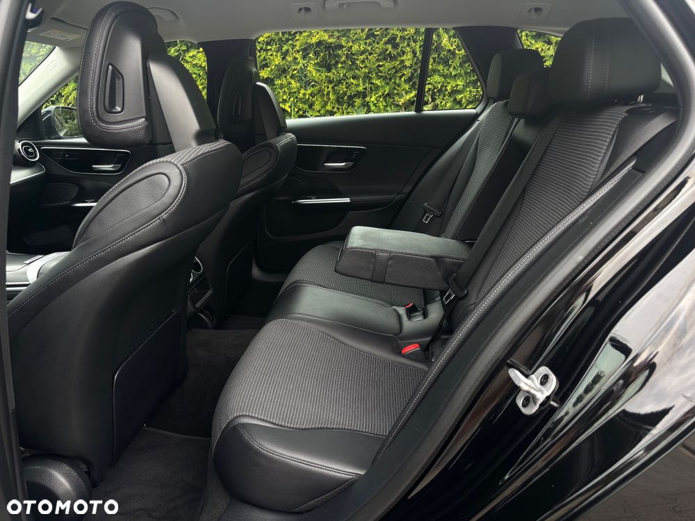 Mercedes-Benz Klasa C 220 d 9G-TRONIC Avantgarde - 19