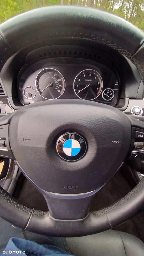 BMW Seria 5 528i xDrive Sport-Aut Luxury Line - 12