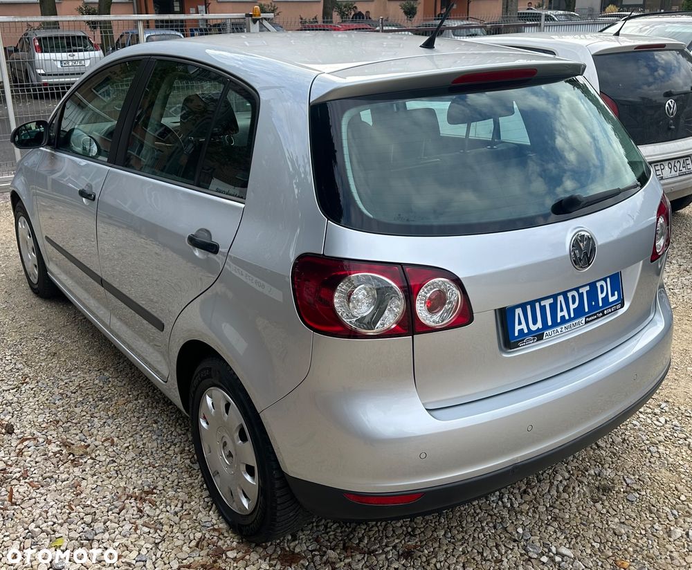 Volkswagen Golf Plus - 16