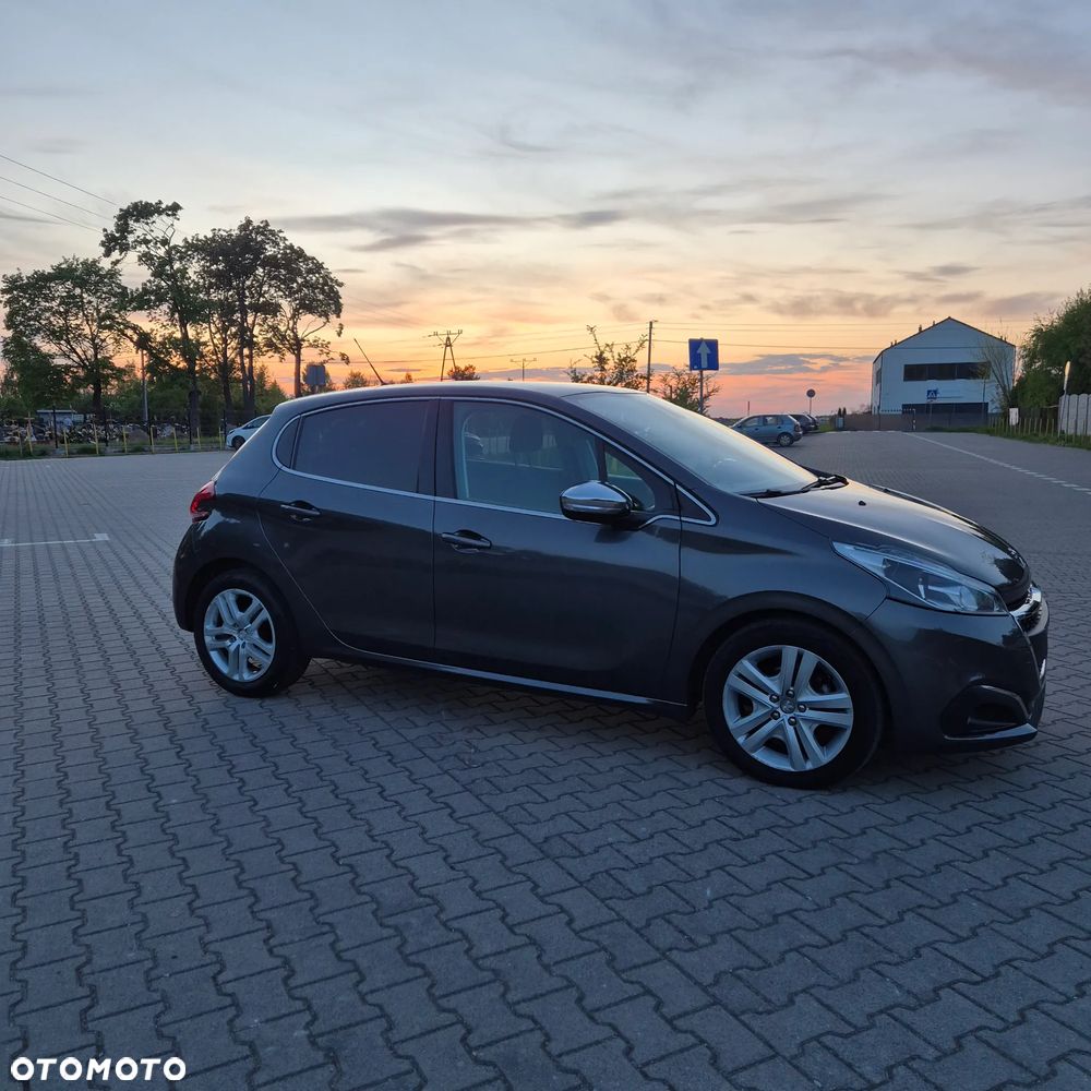 Peugeot 208 PureTech 110 Stop & Start EAT6 Allure - 6