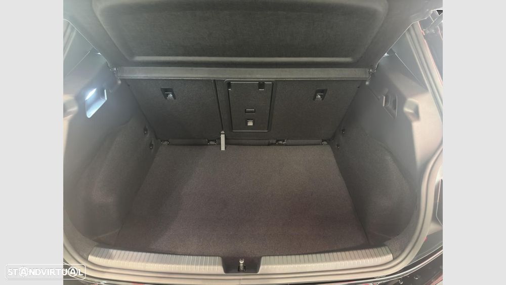 VW ID.3 59 kWh Pro Urban - 14